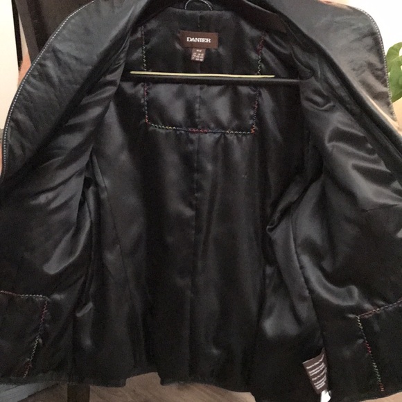 Danier | NWOT black leather jacket - Picture 11 of 12
